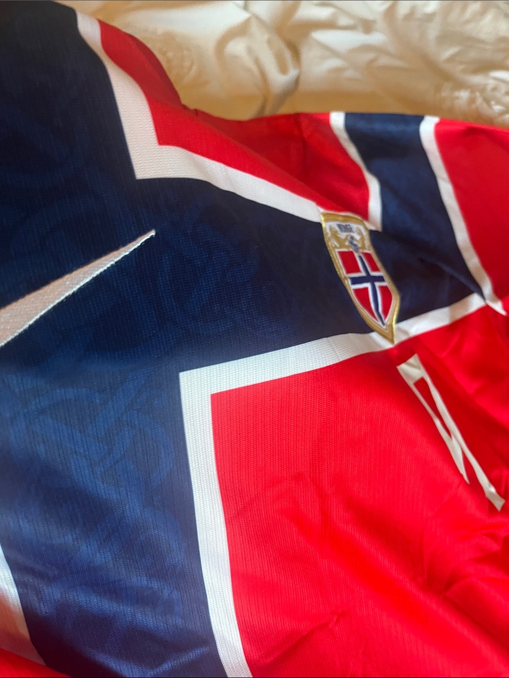 Norway 2026 World Cup Red Soccer Jersey  'Braut Haaland' and Number 9. Fan fav! - Picture 7 of 9